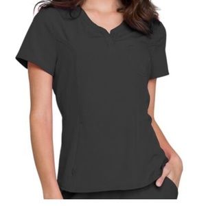 Women’s HeartSoul scrub set.